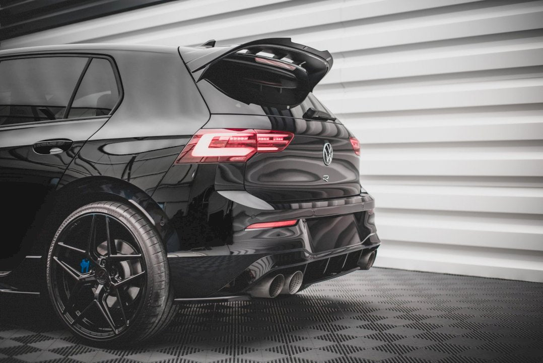Maxton Design Central Rear Splitter for Volkswagen Golf MK8 R (2020+)