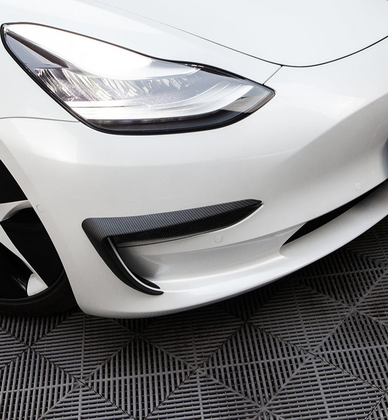 Tesla Model 3 Front Gloss Black / Carbon Fibre Look Canard Set (2017 O