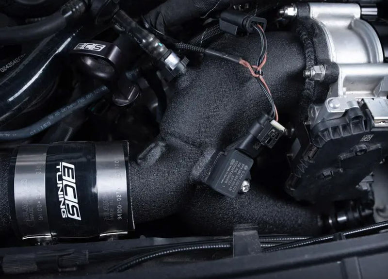 ECS Tuning Post Throttle Valve Charge Pipe Kit - Wrinkle Black - B9 S4