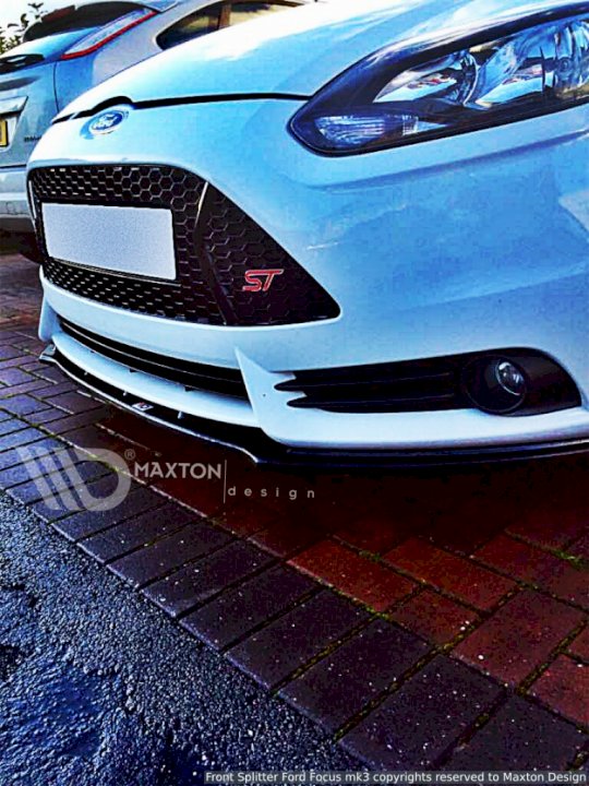 Maxton Design Front Splitter for Ford Focus MK3 ST250 Pre-Face (2012-2014)