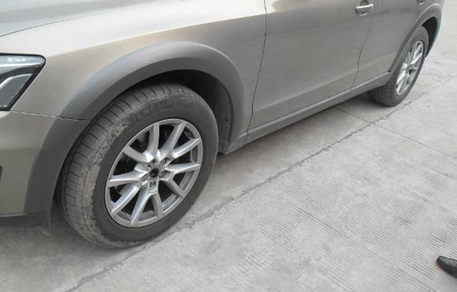Audi Q5 Non Sline 2009 2016 Wheel Arch Guard Trimmings