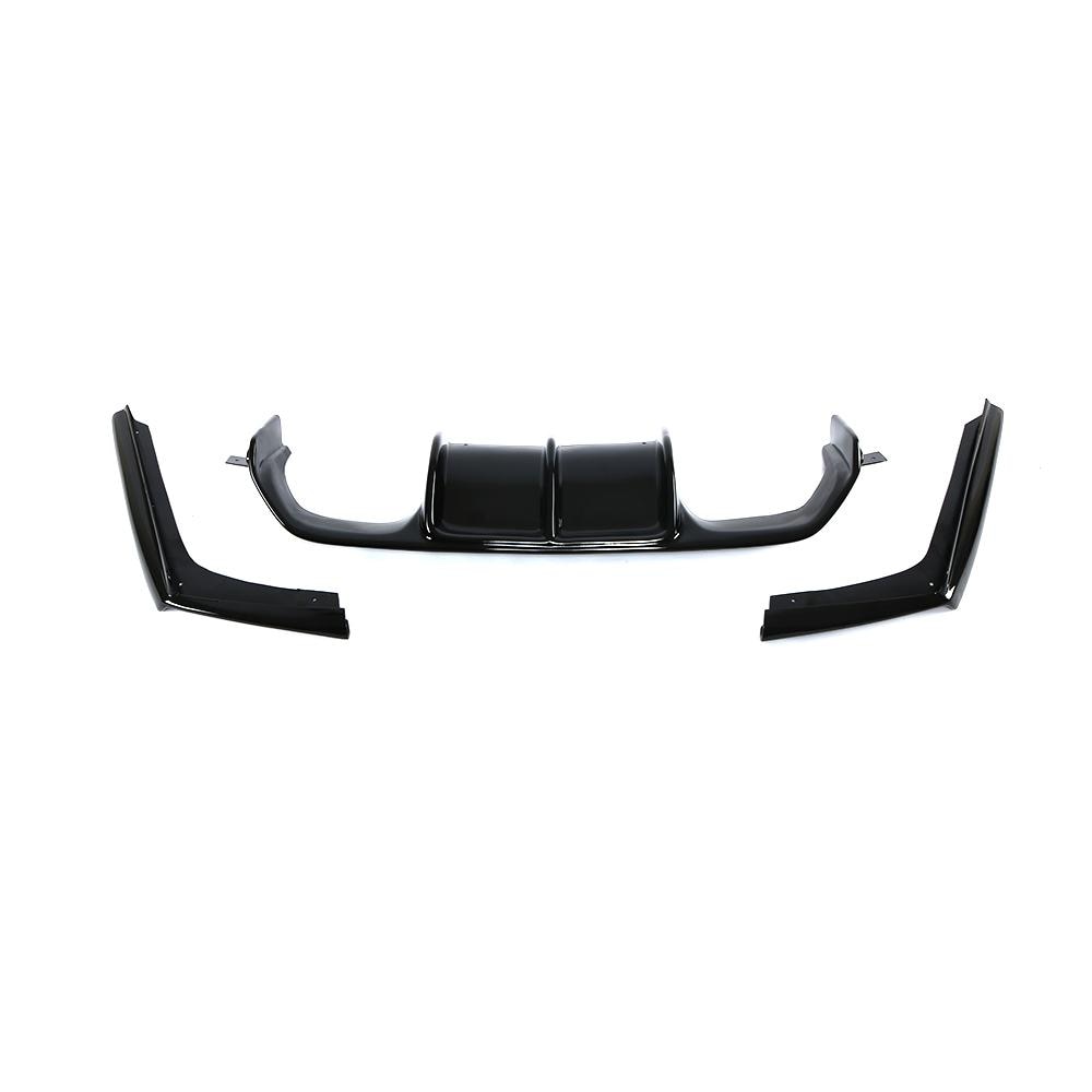 BMW M3 (F80) & M4 (F82 / F83) Carbon Fibre / Gloss Black Replacement Rear Diffuser With Spats (2014 TO 2018) 