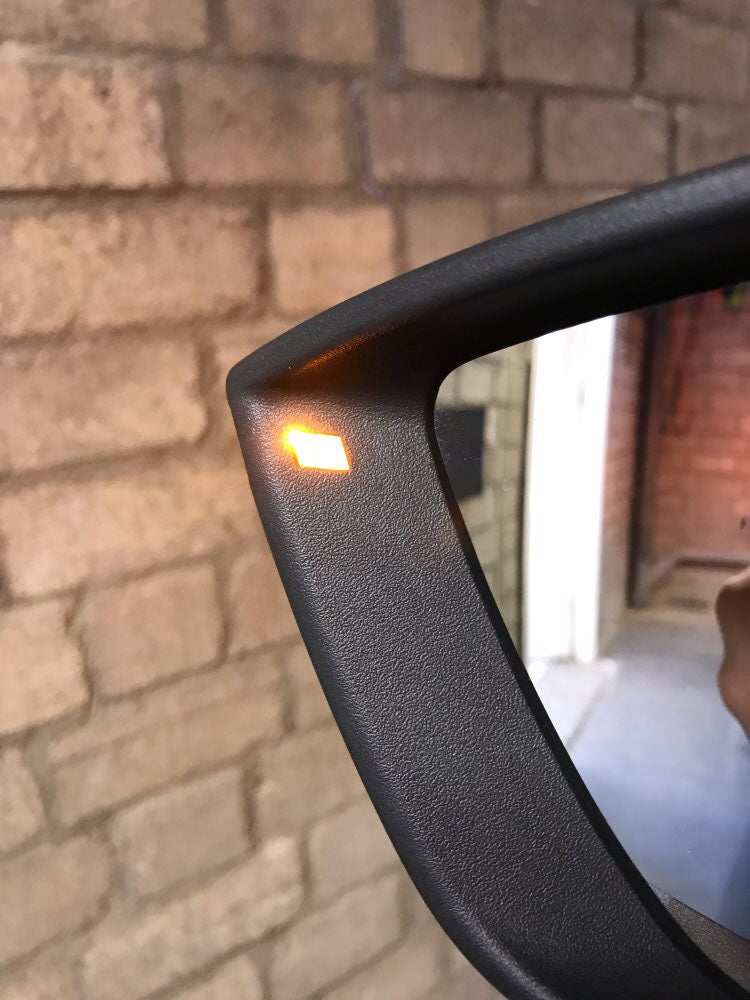207 - Seat Leon Orange Dynamic Sweeping Mirror Indicators - Diversion Stores Car Parts And Modificaions