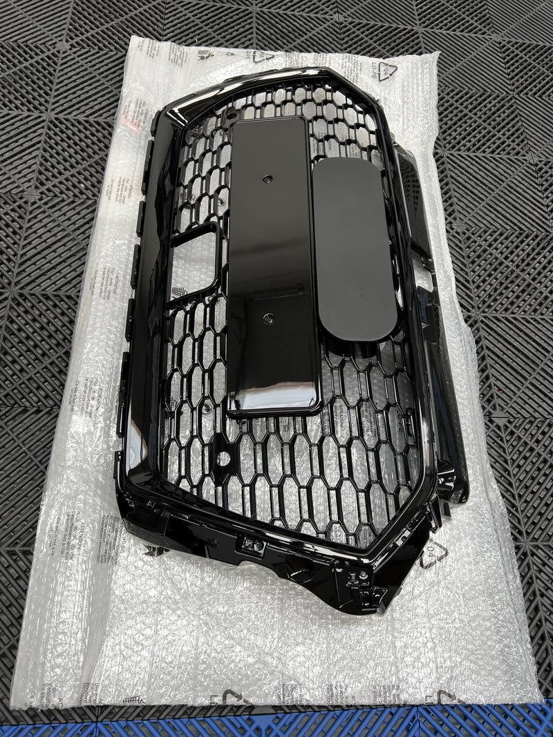 Audi A3 / S3 8V (Facelift) Replacement Honeycomb Front Grille in Gloss Black (2017-2020 Models)