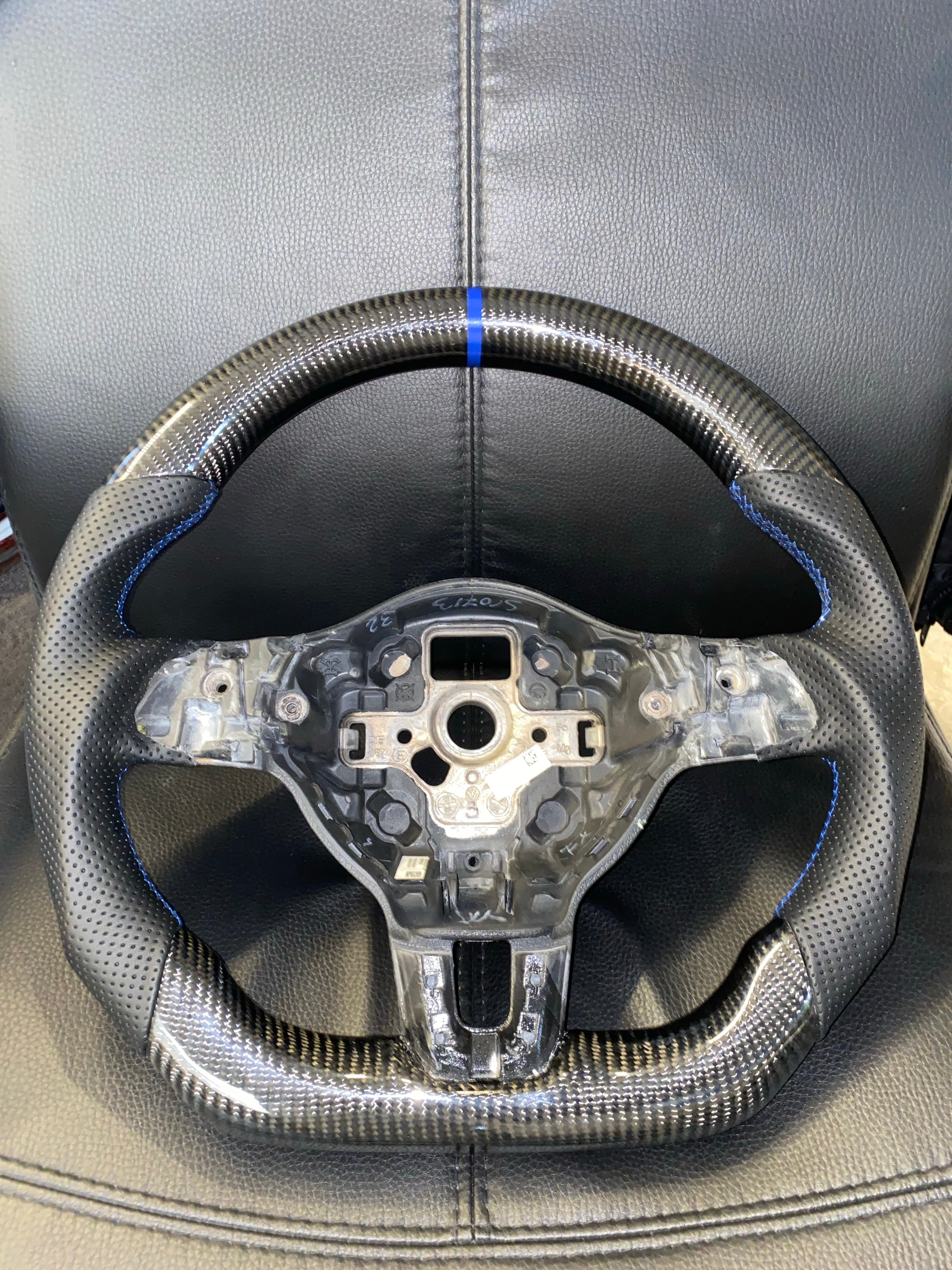 Volkswagen Golf MK6 GTI / R Carbon Fibre Steering Wheel (CUSTOM / 2009 - 2013 Models)