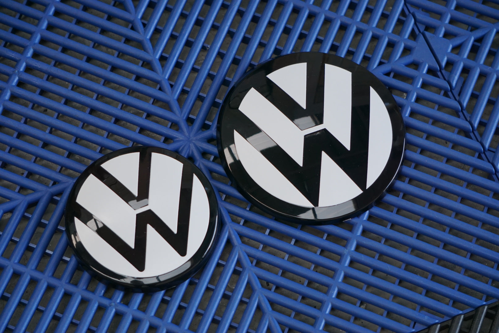 Volkswagen AW Polo MK6 / MK6.5 Black / White ACC RADAR Front and Rear Plastic Badge Overlays (2018+ Models)