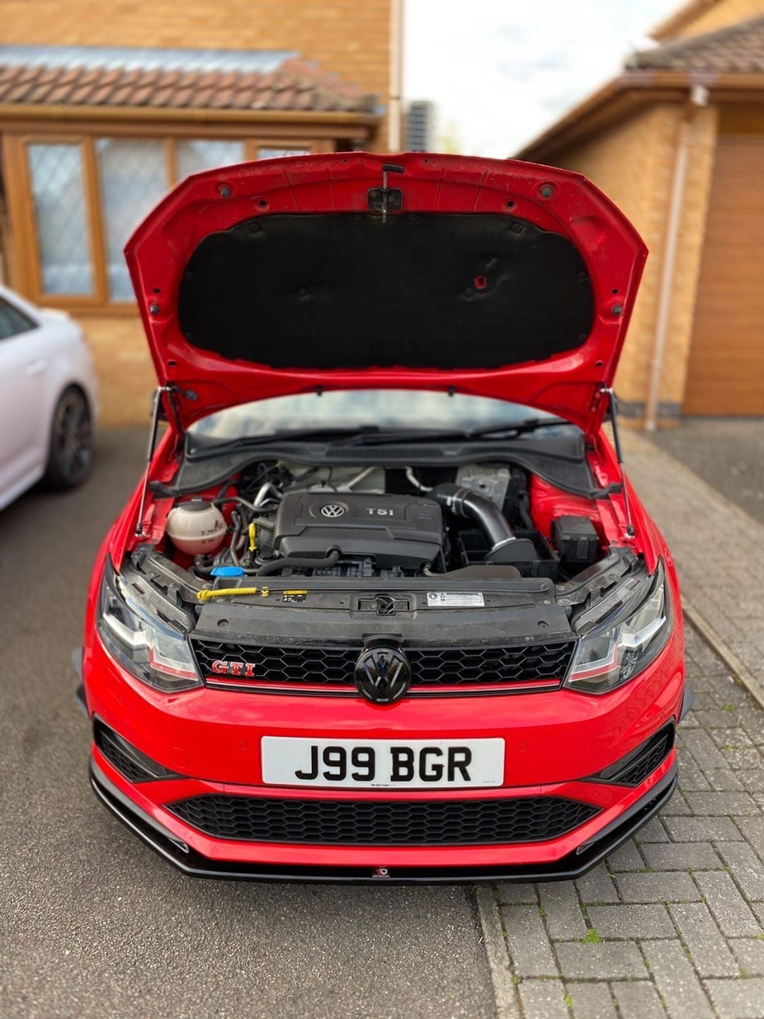 Volkswagen Polo MK5 6C/6R Gas Bonnet/Hood Struts (2009-2017 Models)