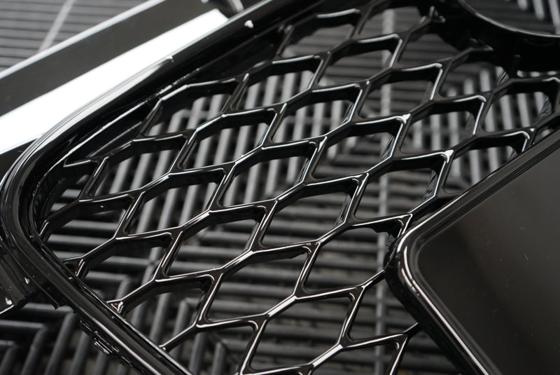 Audi TT 8J MK2 Gloss Black Honeycomb RS Style Grille