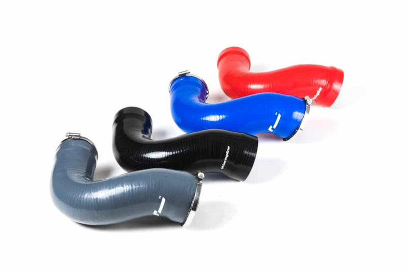 Racingline R600 Intake Package – Performance Bundle! Kit Includes: Racingline R600 Air Intake (Form or Cotton filter element) Racingline Intake Hose (Choice of colours) Racingline Turbo Inlet Elbow R600 ENCLOSED INTAKE multiple choice silicone hoses